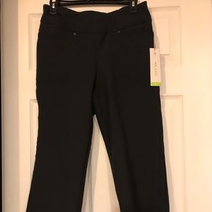 22” Inseam Pull-on Capri Golf Pant